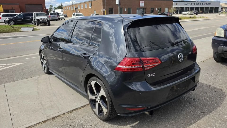 2017 Volkswagen GTI Mk7 - Image 8 of 17