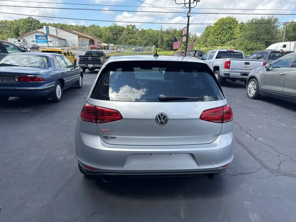 2017 Volkswagen GTI Mk7 - Image 4 of 14