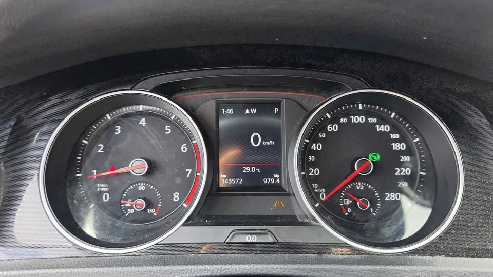2017 Volkswagen GTI Mk7 - Image 15 of 17