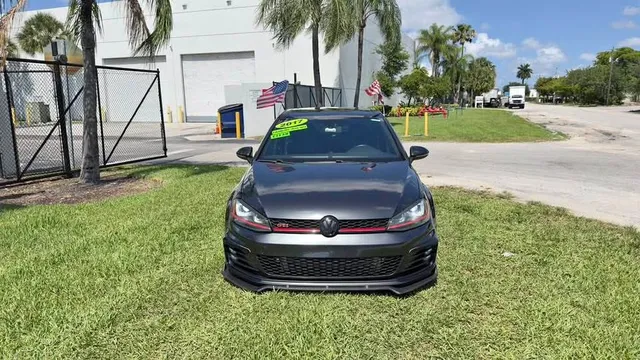 2017 Volkswagen Golf GTI