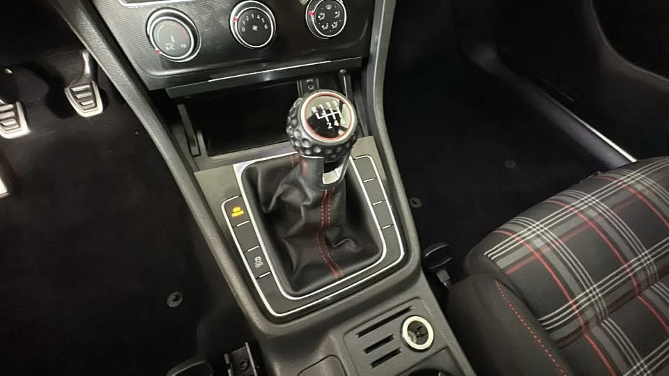 2017 Volkswagen GTI Mk7 - Image 20 of 20