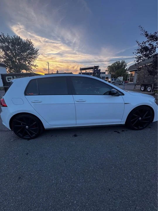 2017 Volkswagen GTI Mk7 - Image 3 of 8