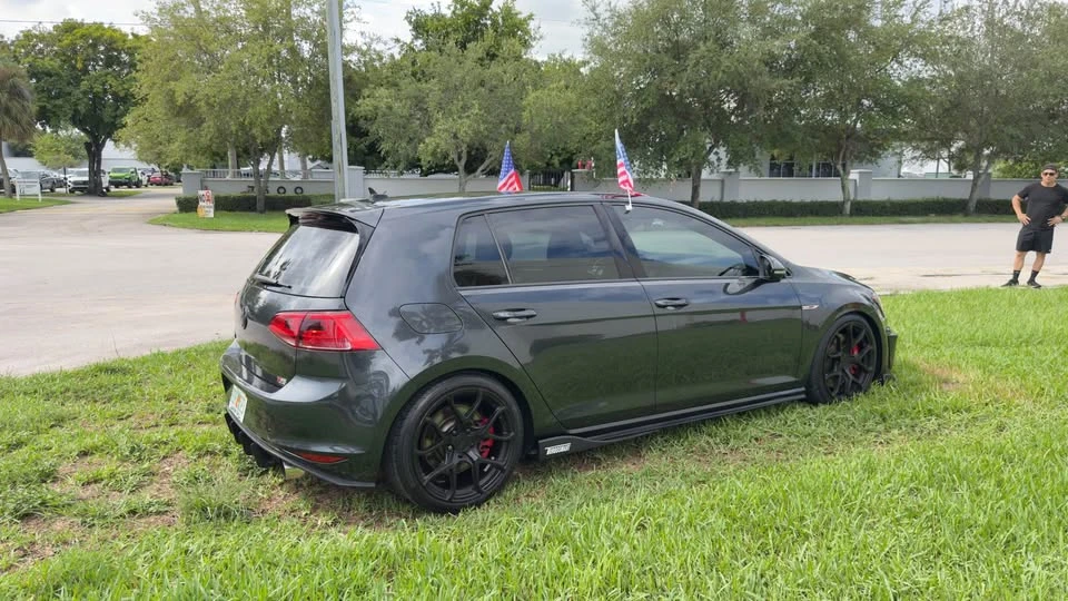 2017 Volkswagen GTI Mk7 - Image 4 of 13