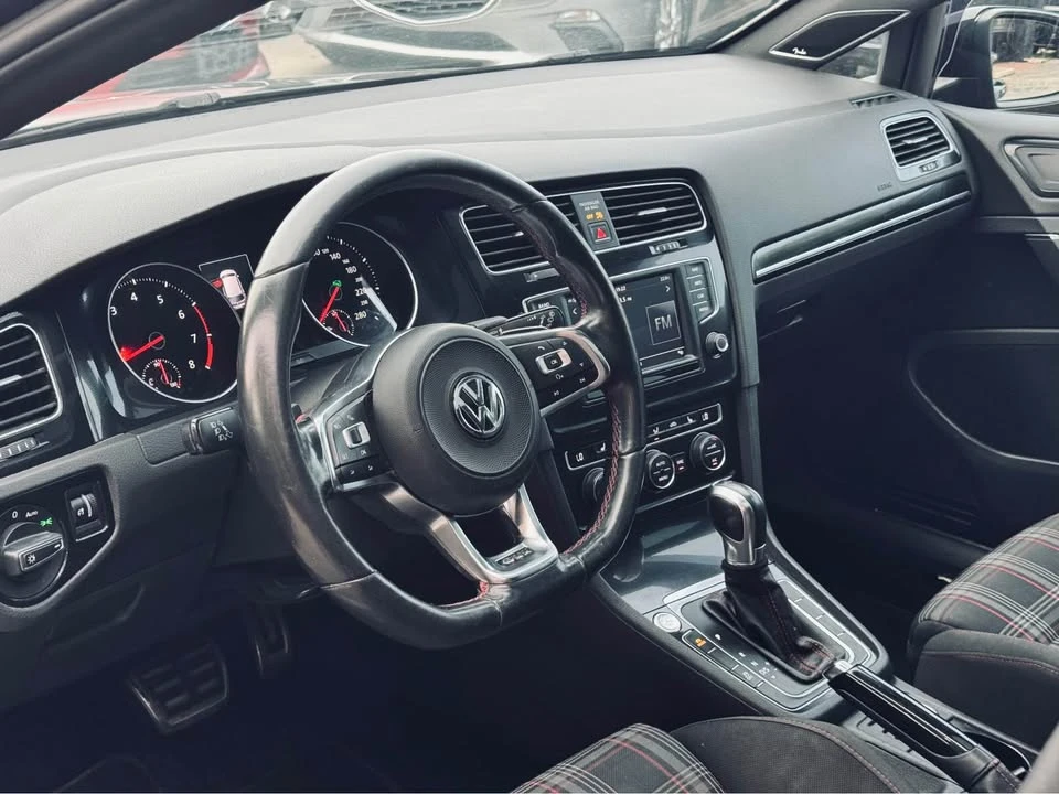 2017 Volkswagen GTI Mk7 - Image 7 of 20
