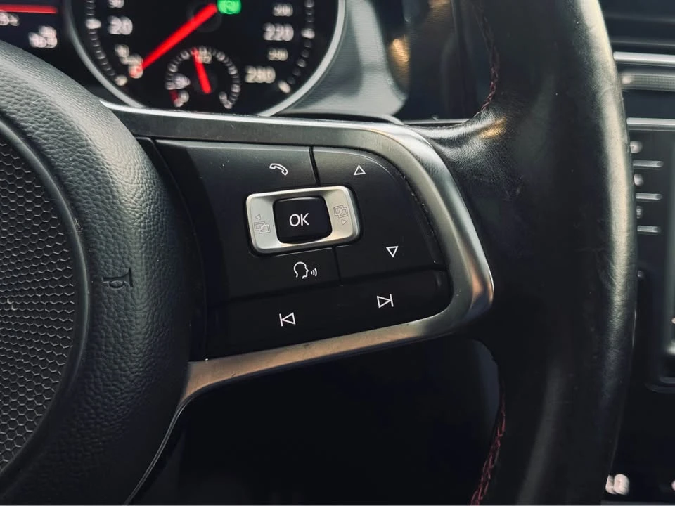 2017 Volkswagen GTI Mk7 - Image 17 of 20