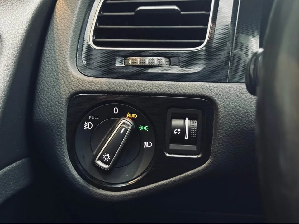 2017 Volkswagen GTI Mk7 - Image 19 of 20