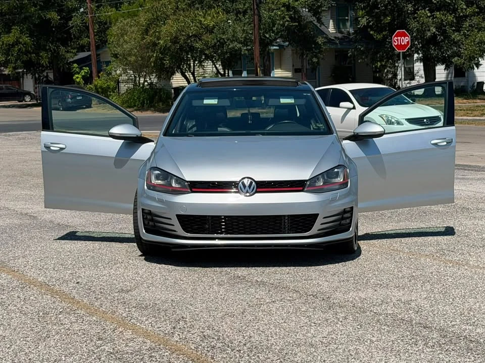 2017 Volkswagen GTI Mk7 - Image 3 of 12