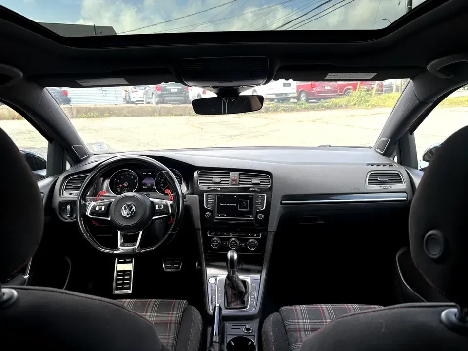 2017 Volkswagen GTI Mk7 - Image 7 of 8