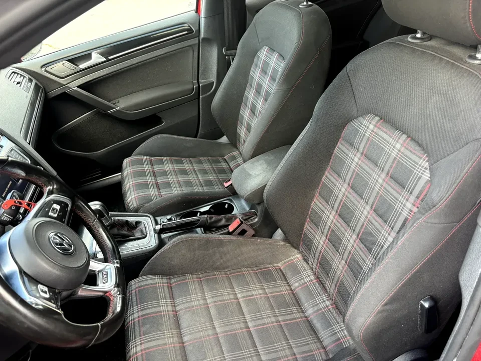 2017 Volkswagen GTI Mk7 - Image 6 of 8
