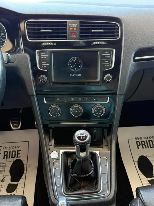 2017 Volkswagen GTI Mk7 - Image 8 of 12