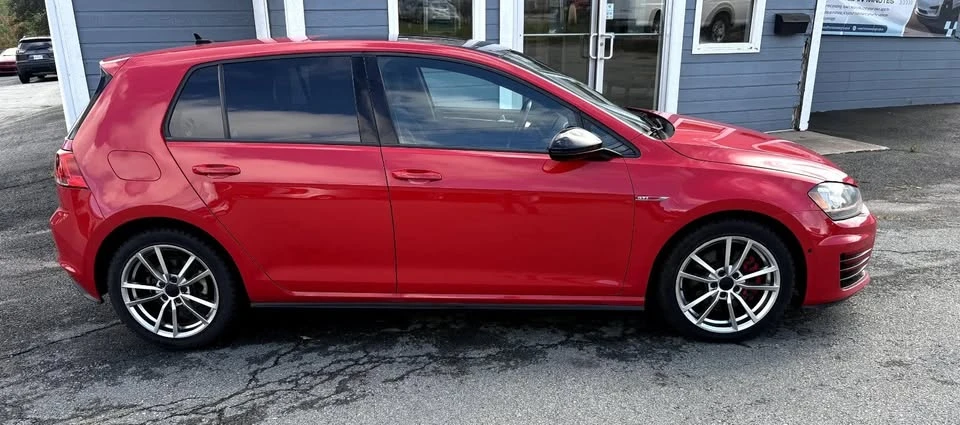 2017 Volkswagen GTI Mk7 - Image 3 of 8
