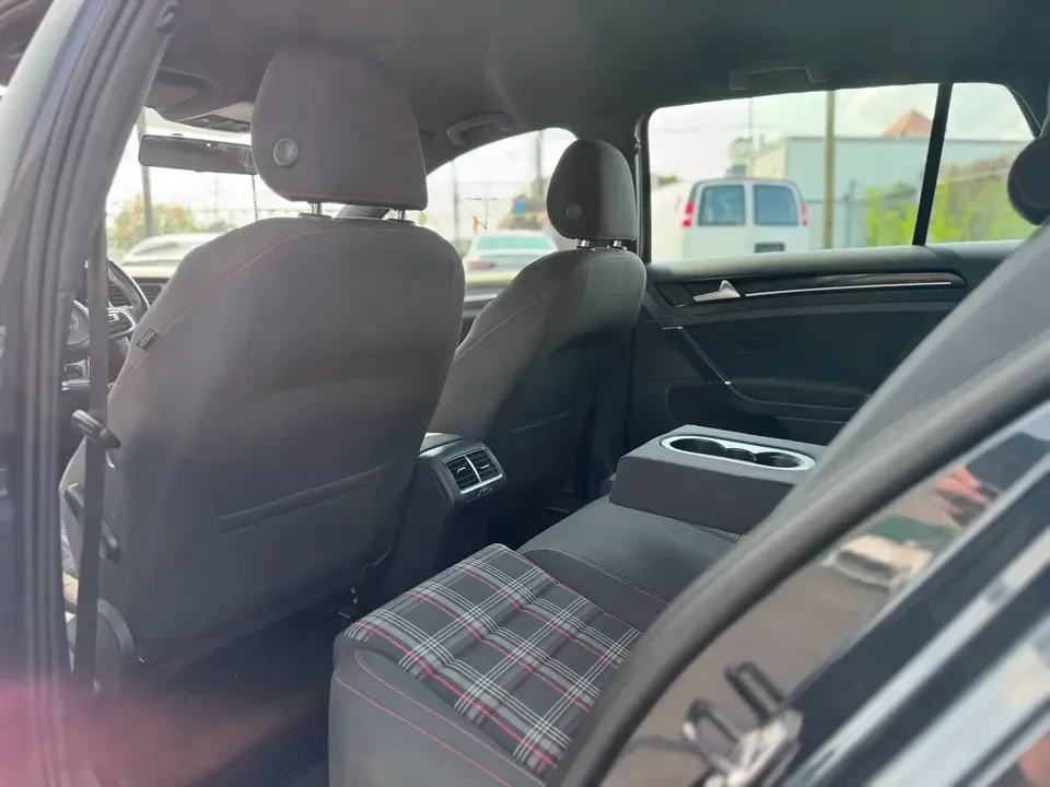 2017 Volkswagen GTI Mk7 - Image 15 of 20