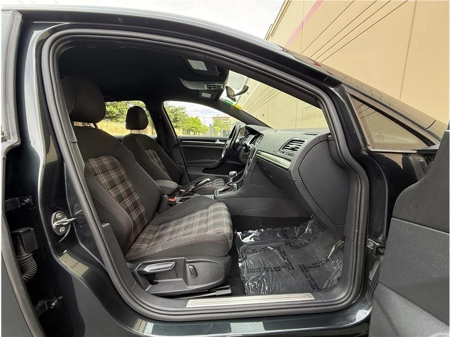 2017 Volkswagen GTI Mk7 - Image 14 of 20