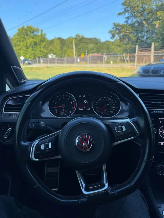 2017 Volkswagen GTI Mk7 - Image 14 of 18