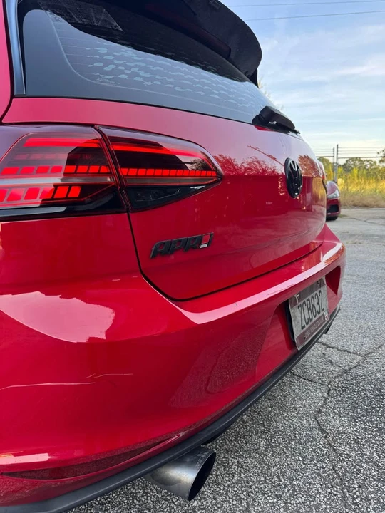 2017 Volkswagen GTI Mk7 - Image 4 of 18