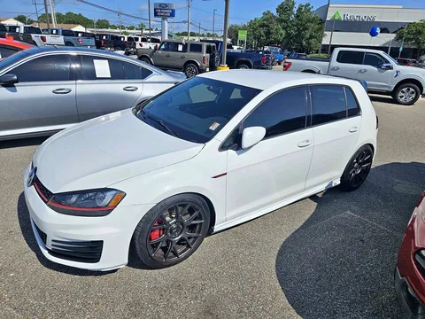2017 Volkswagen Golf GTI S