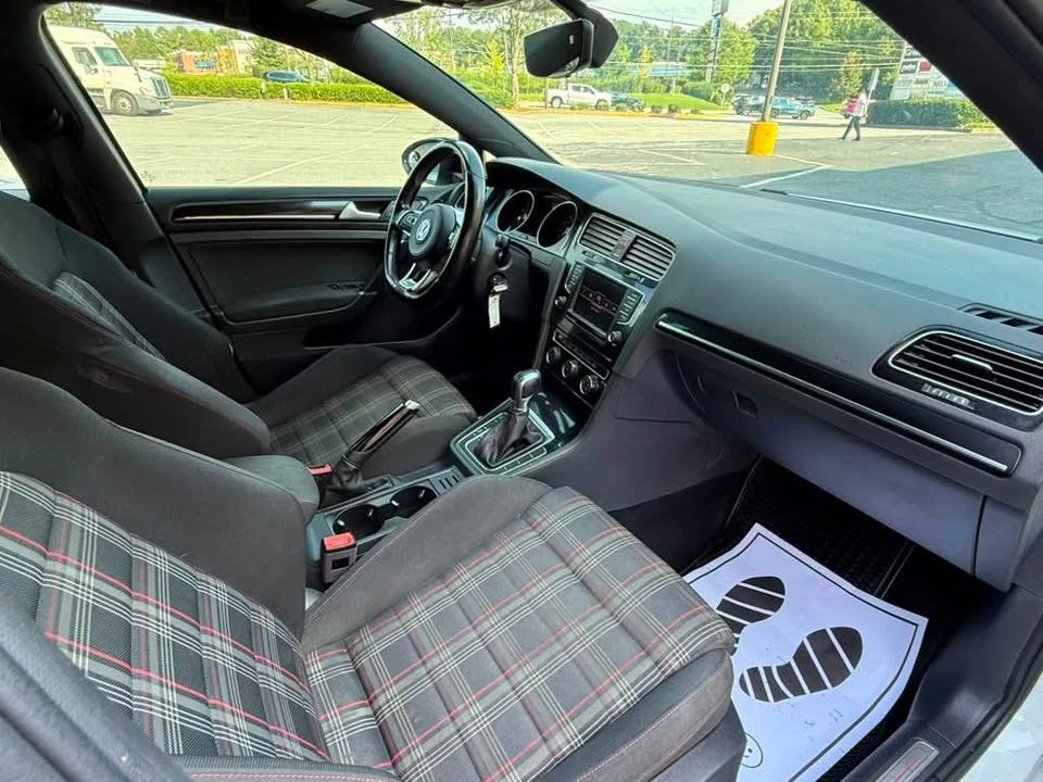 2017 Volkswagen GTI Mk7 - Image 14 of 20