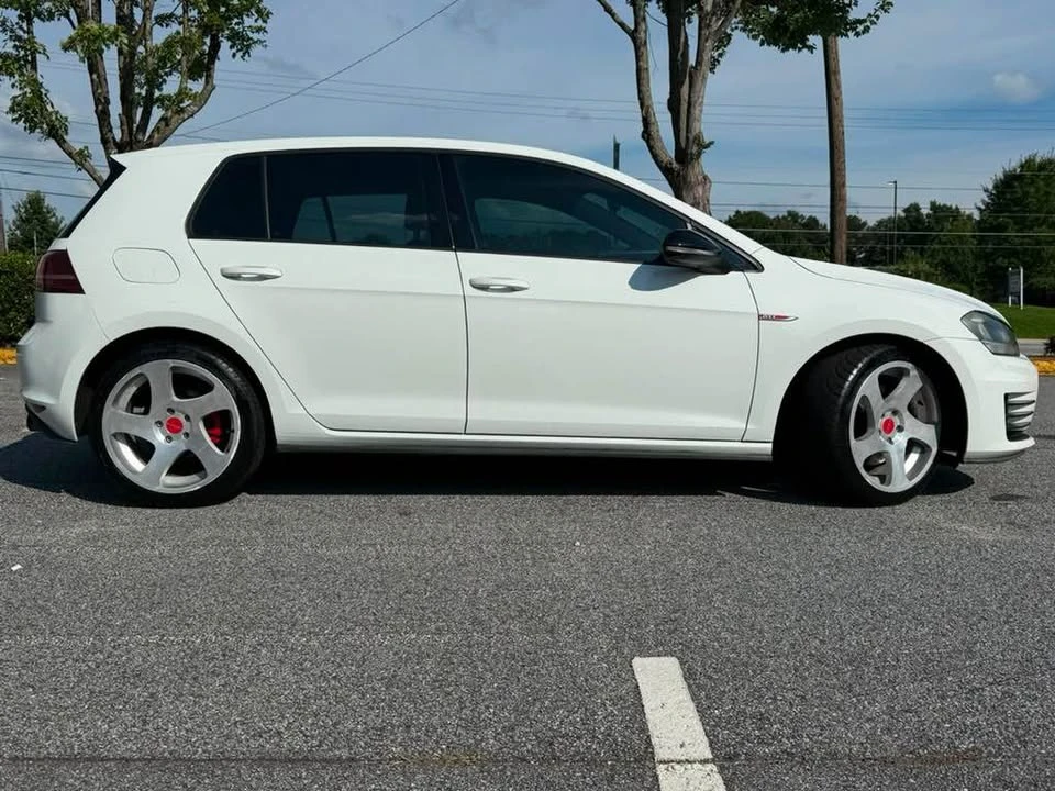 2017 Volkswagen GTI Mk7 - Image 3 of 20