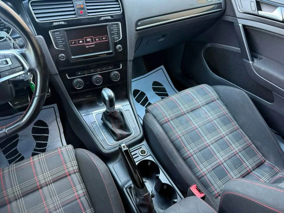 2017 Volkswagen GTI Mk7 - Image 13 of 20