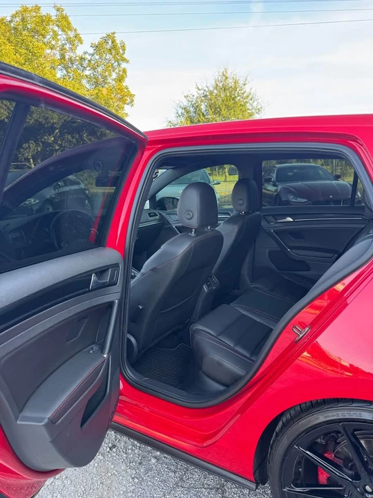 2017 Volkswagen GTI Mk7 - Image 15 of 18
