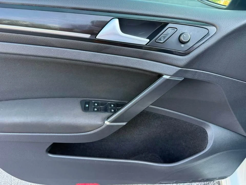 2017 Volkswagen GTI Mk7 - Image 10 of 20