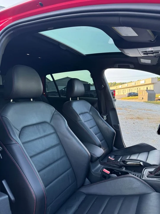 2017 Volkswagen GTI Mk7 - Image 16 of 18