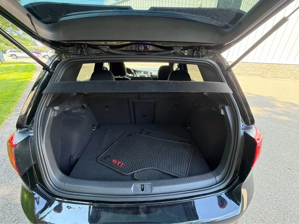 2017 Volkswagen GTI Mk7 - Image 11 of 20