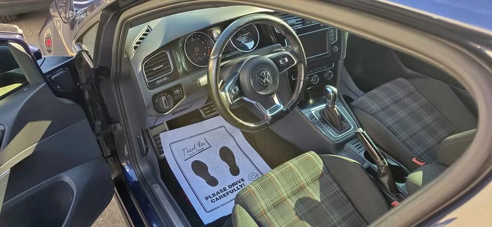 2017 Volkswagen GTI Mk7 - Image 7 of 11