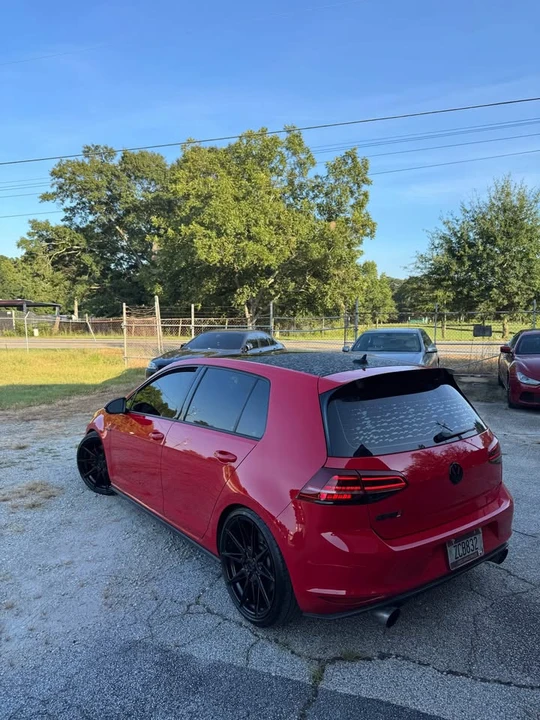2017 Volkswagen GTI Mk7 - Image 6 of 18