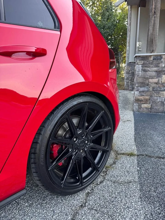 2017 Volkswagen GTI Mk7 - Image 5 of 18