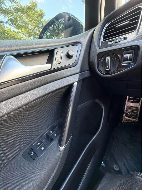 2017 Volkswagen GTI Mk7 - Image 14 of 20
