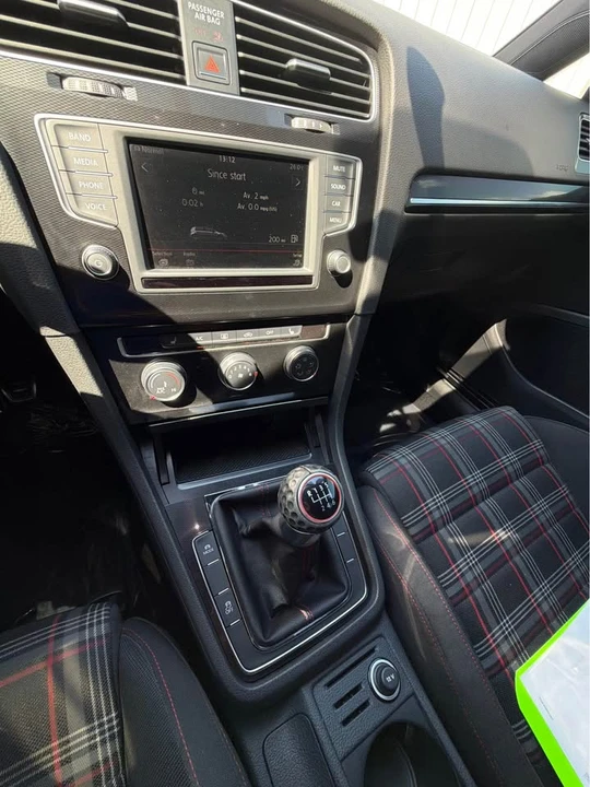 2017 Volkswagen GTI Mk7 - Image 17 of 20