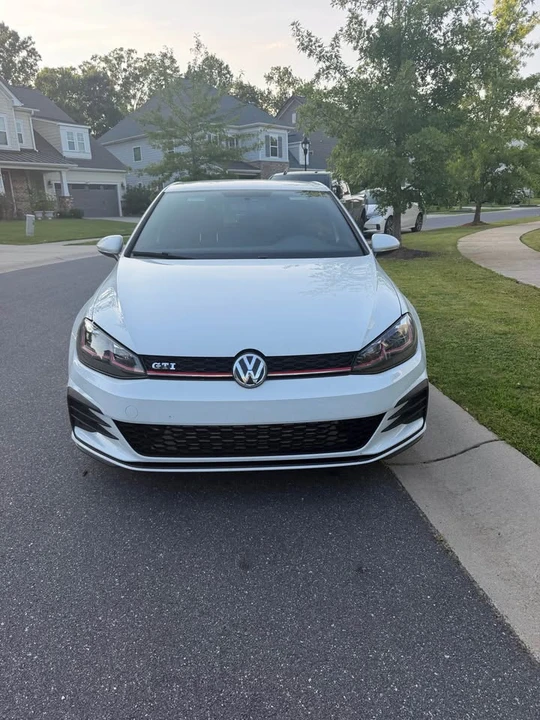 2017 Volkswagen GTI Mk7 - Image 2 of 8