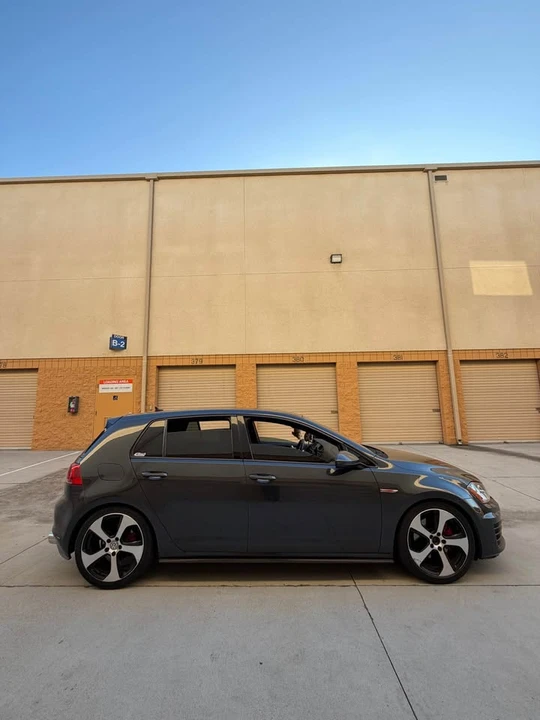 2017 Volkswagen GTI Mk7 - Image 3 of 6