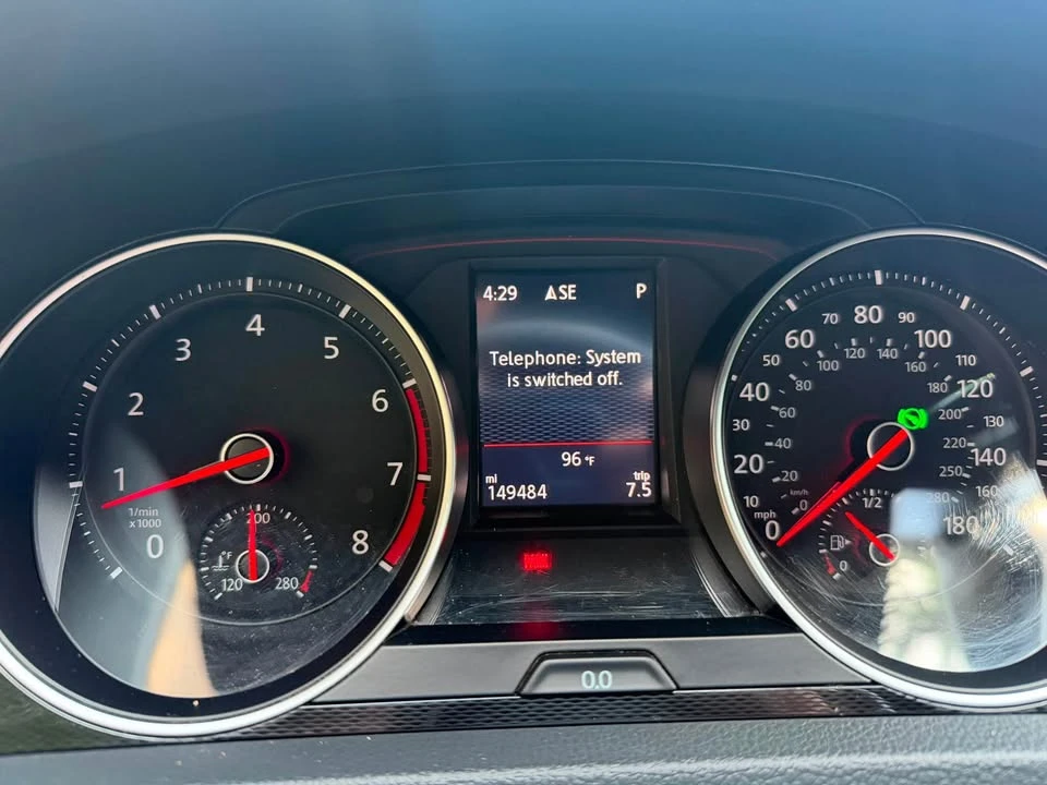2017 Volkswagen GTI Mk7 - Image 11 of 20