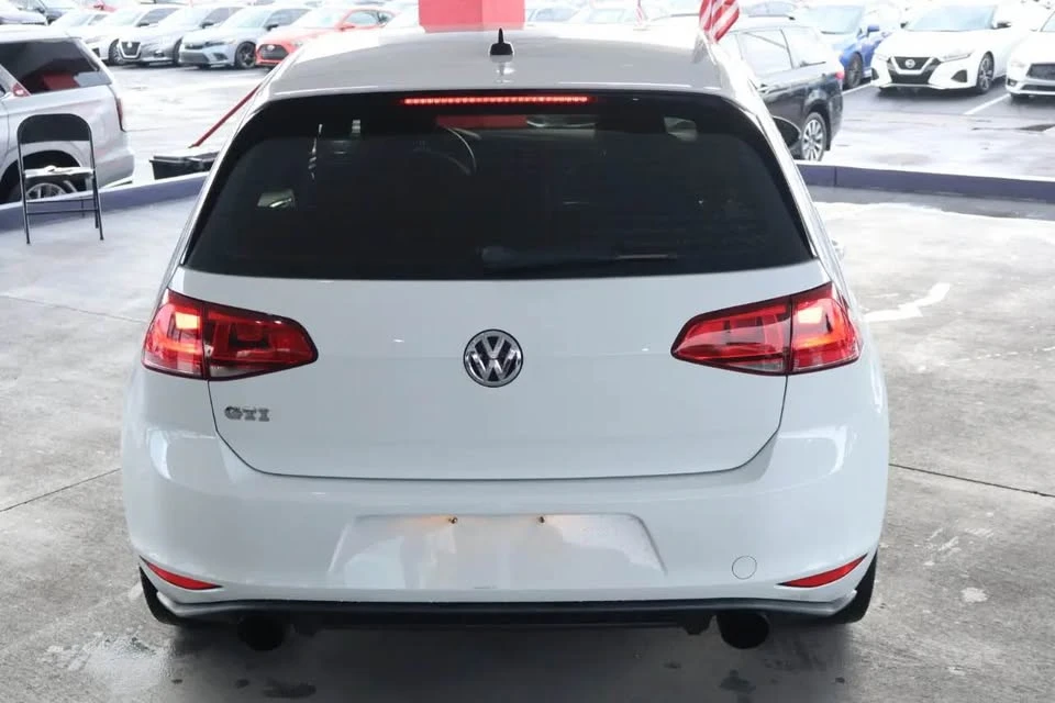 2017 Volkswagen GTI Mk7 - Image 5 of 18