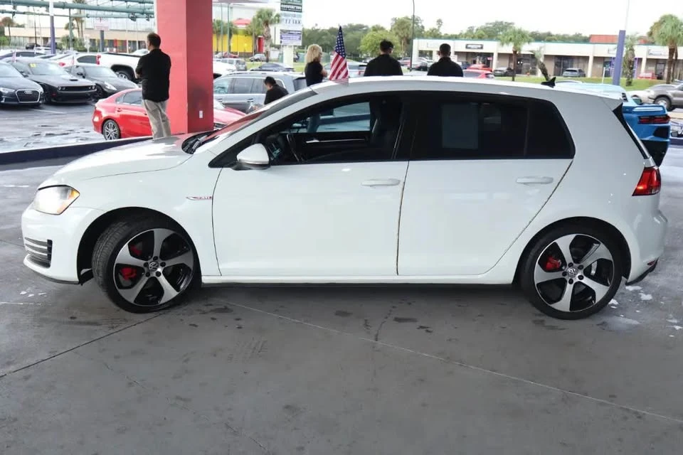2017 Volkswagen GTI Mk7 - Image 7 of 18