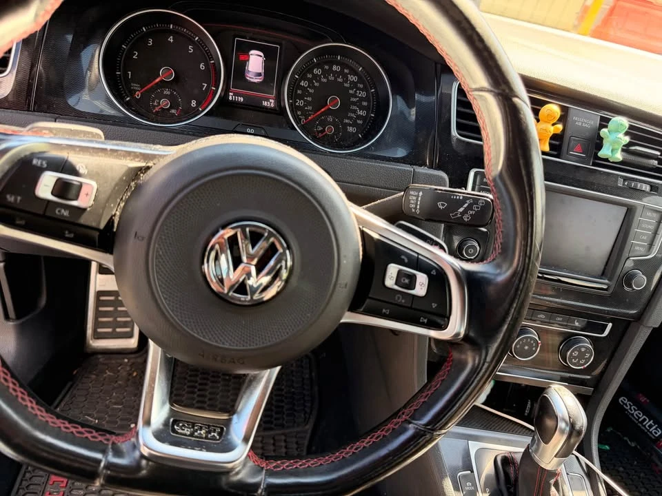 2017 Volkswagen GTI Mk7 - Image 5 of 6