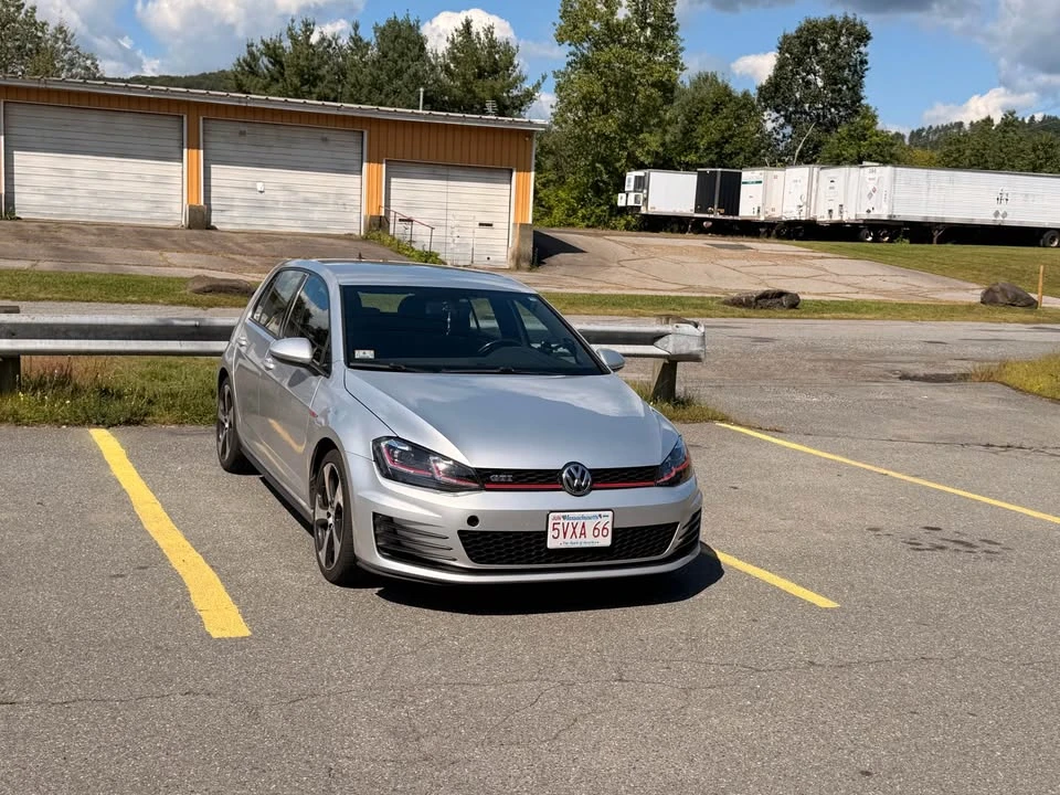 2017 Volkswagen GTI Mk7 - Image 2 of 6