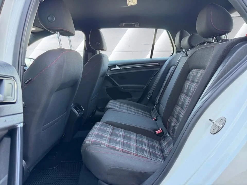 2017 Volkswagen GTI Mk7 - Image 11 of 20