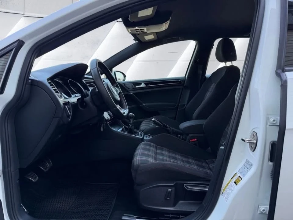 2017 Volkswagen GTI Mk7 - Image 9 of 20