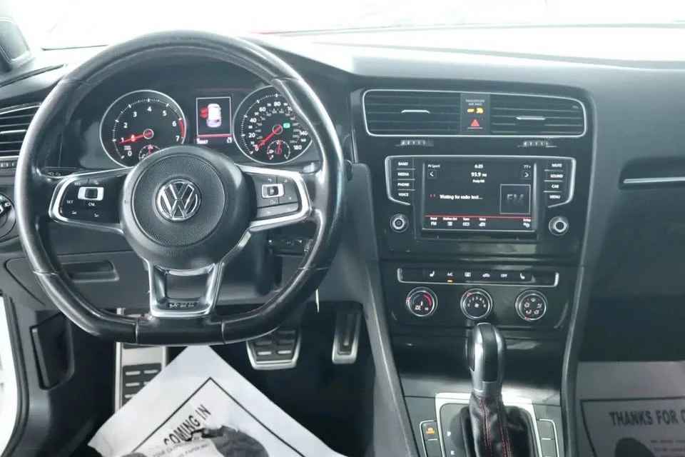 2017 Volkswagen GTI Mk7 - Image 15 of 18