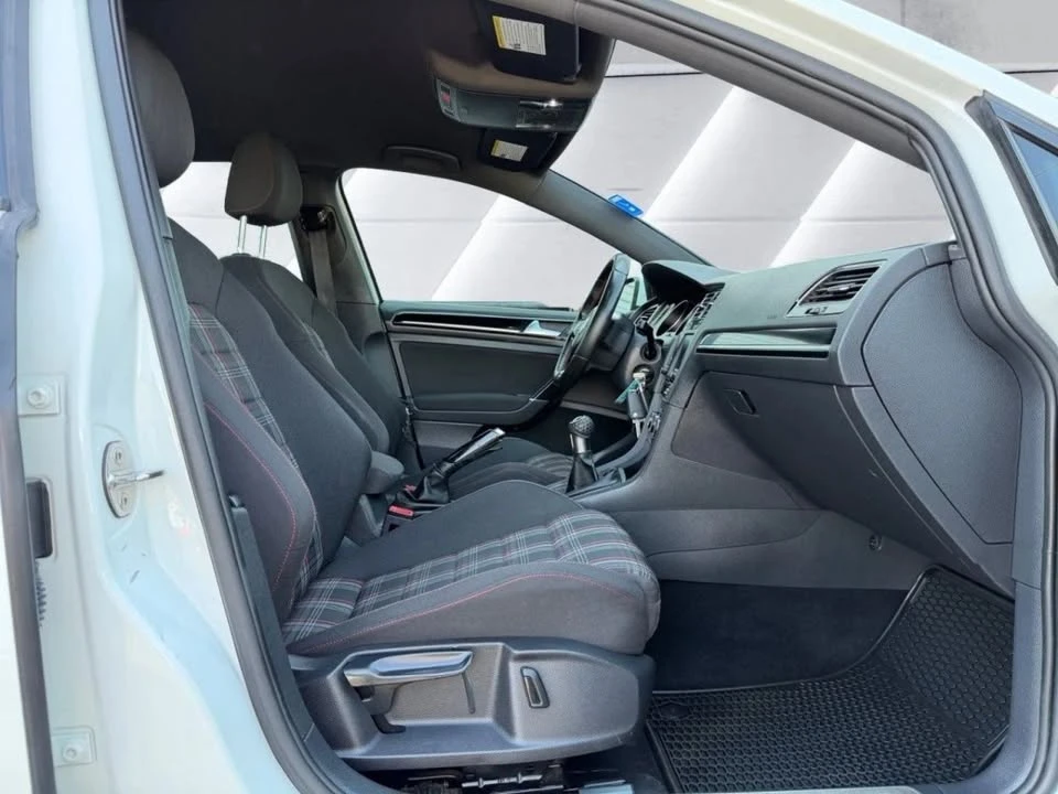 2017 Volkswagen GTI Mk7 - Image 10 of 20