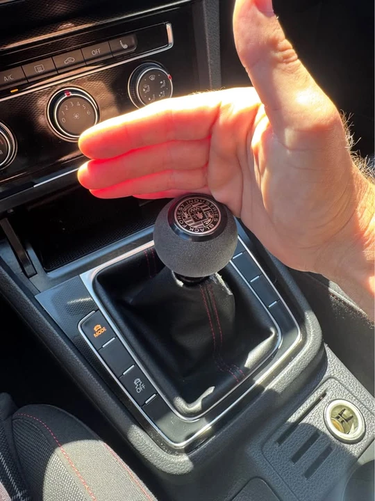 2017 Volkswagen GTI Mk7 - Image 11 of 13