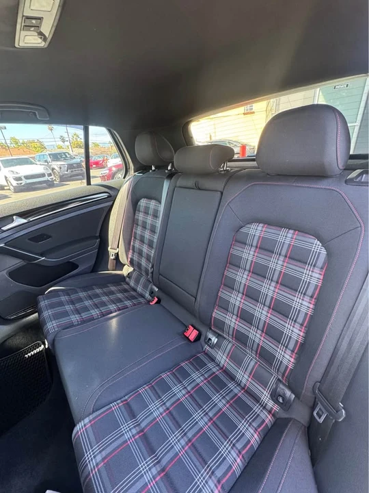 2017 Volkswagen GTI Mk7 - Image 8 of 13
