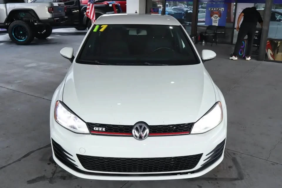 2017 Volkswagen GTI Mk7 - Image 9 of 18