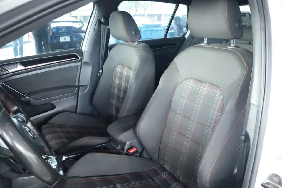 2017 Volkswagen GTI Mk7 - Image 12 of 18
