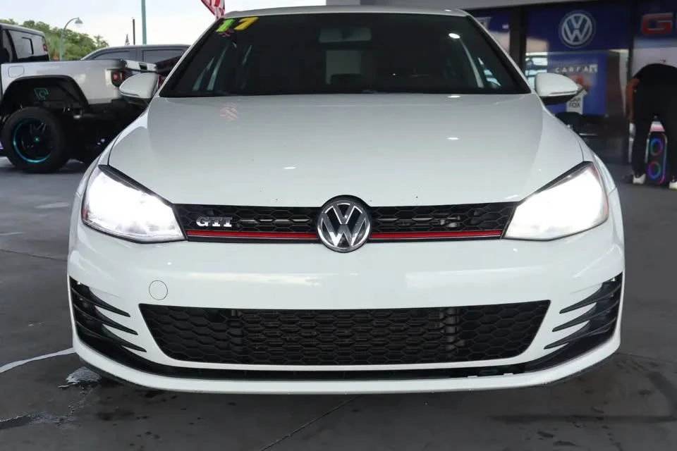 2017 Volkswagen GTI Mk7 - Image 10 of 18