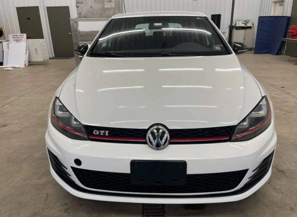 2017 Volkswagen GTI Mk7 - Image 4 of 10