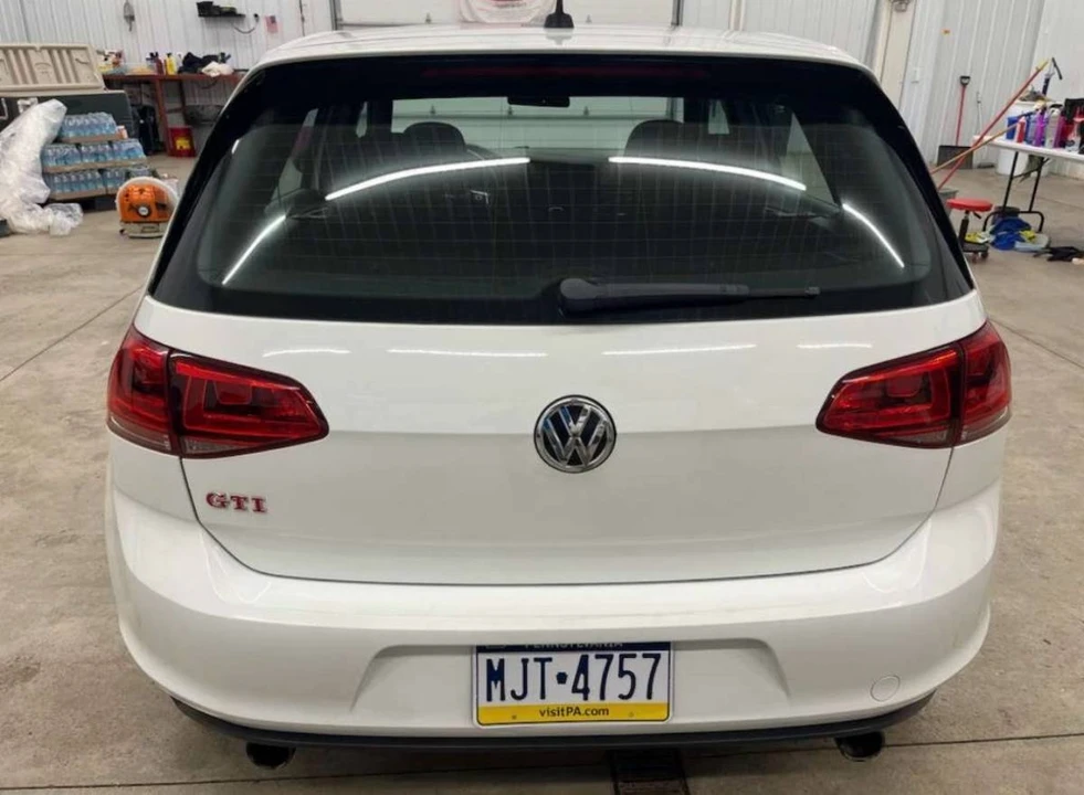 2017 Volkswagen GTI Mk7 - Image 5 of 10